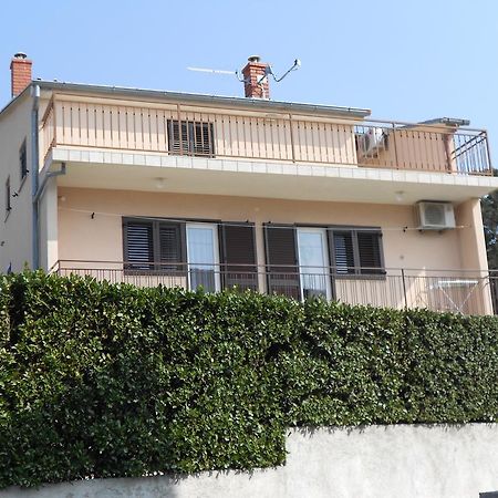 Apartments Katarina ノヴィ・ヴィノドロスキー エクステリア 写真