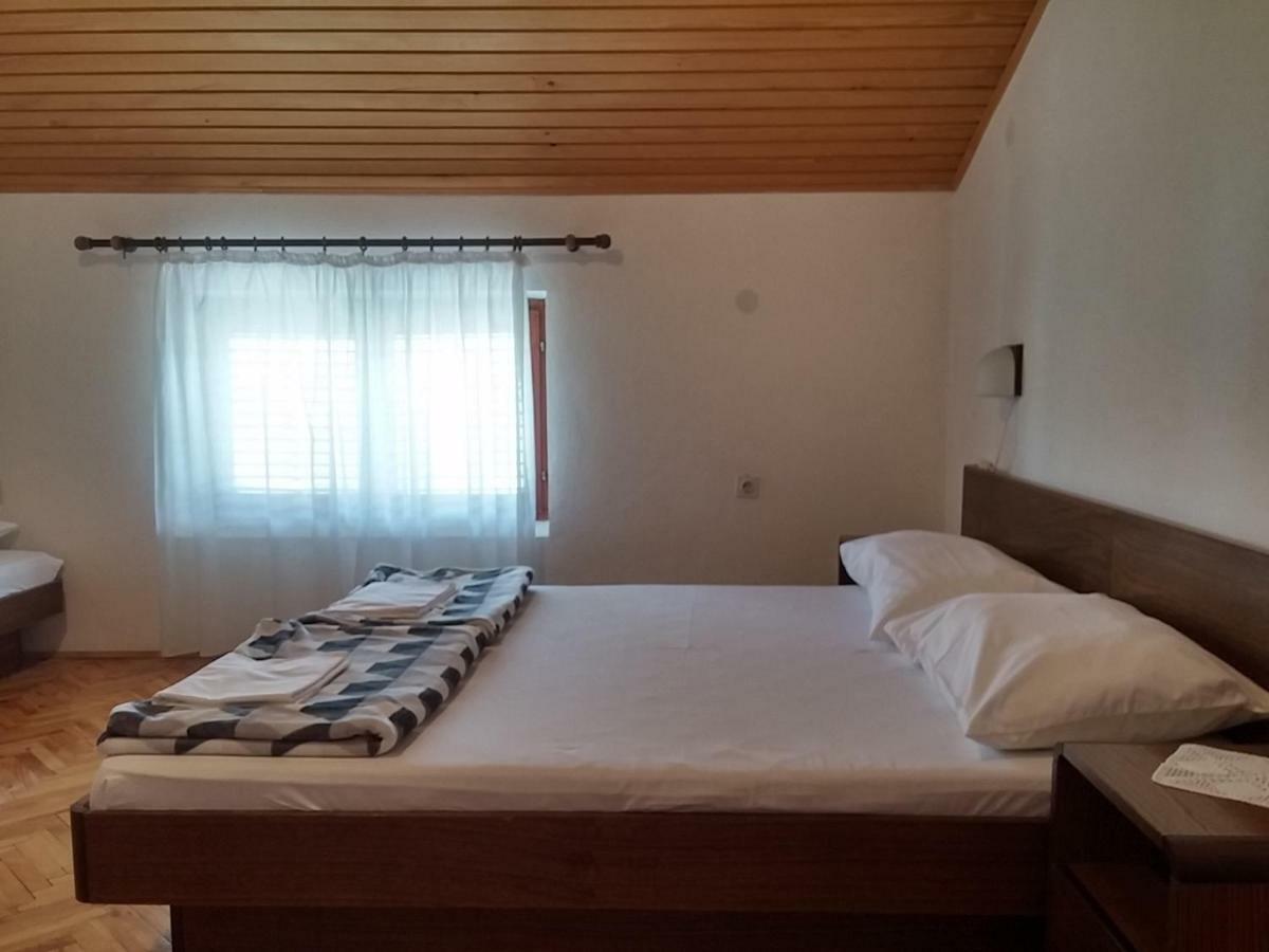 Apartments Katarina ノヴィ・ヴィノドロスキー エクステリア 写真