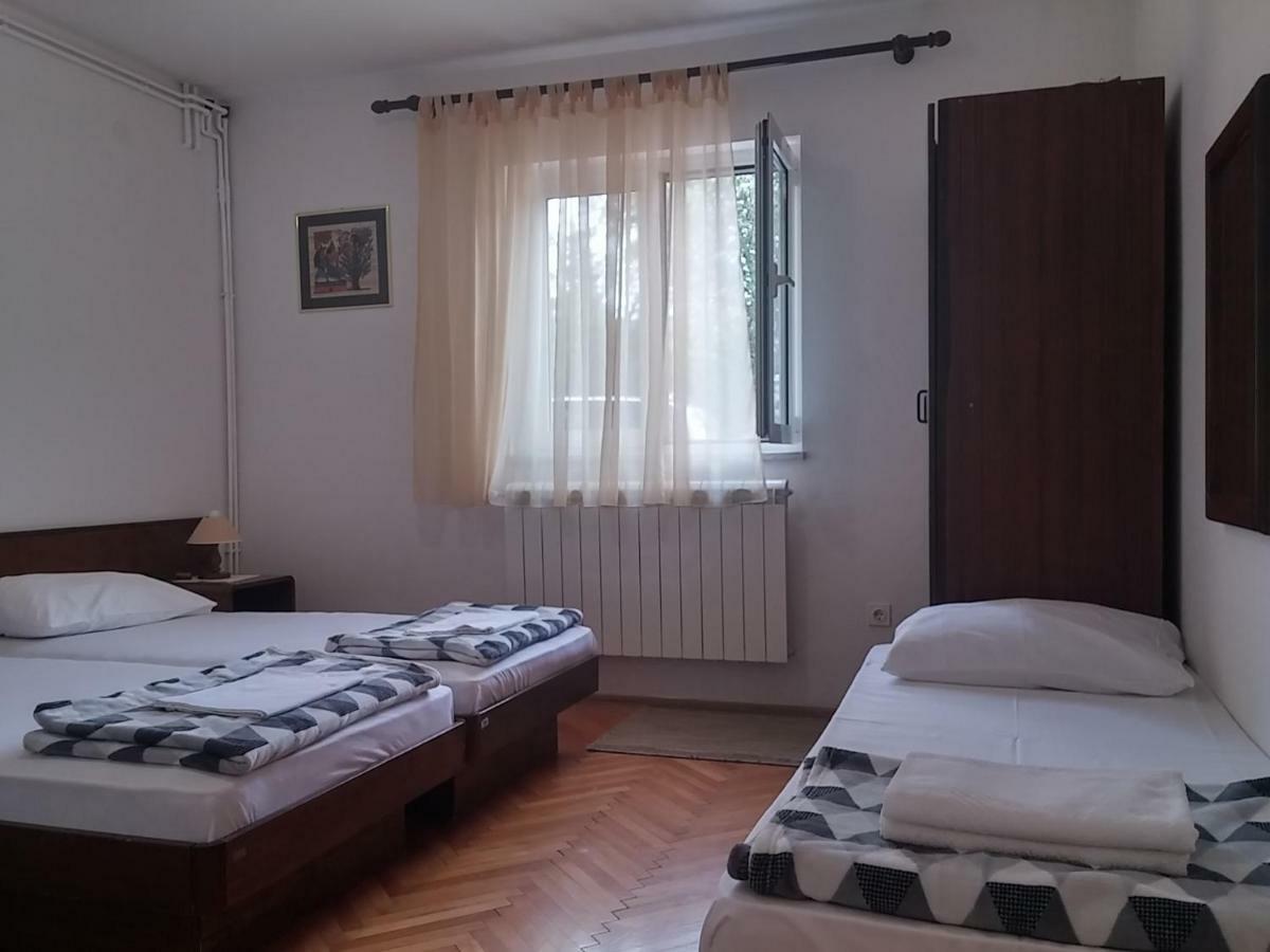 Apartments Katarina ノヴィ・ヴィノドロスキー エクステリア 写真